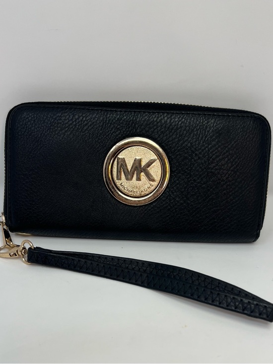 Michael Kors Handbags - Michael Kors Fulton Continental Black Leather Zip Around Large Wallet Wristlet